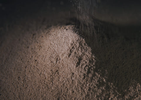 世界初の新素材「改質リグニン」